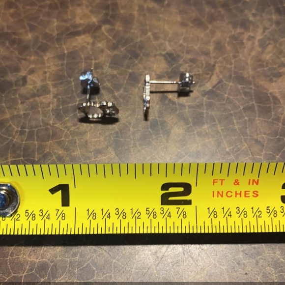 Hello Kitty Silver earring stud 2 pairs pierced ears studs earrings new jewelry - Picture 6 of 9